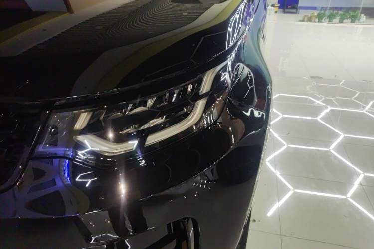 Used Land Rover Discovery 2020 2.0T 30th Anniversary Special Edition
