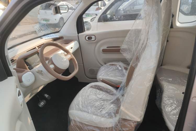 Used Bestune Pony 2026 222km Colorful Horse Left Front Seat