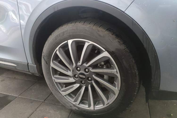 Used Lincoln Corsair 2023 2.0T Two-Wheel-Drive Luxury Edition