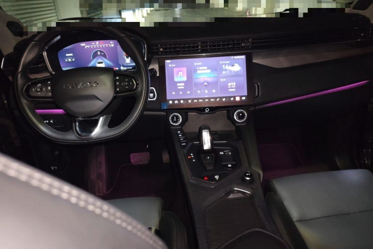 Used Lynk & Co 01 2021 2.0TD Two-Wheel-Drive Pro Trim Center Console