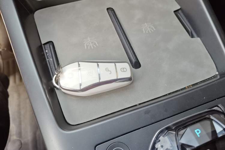 Used BYD Qin PLUS 2025 DM-i Smart Drive 55KM Leading Model