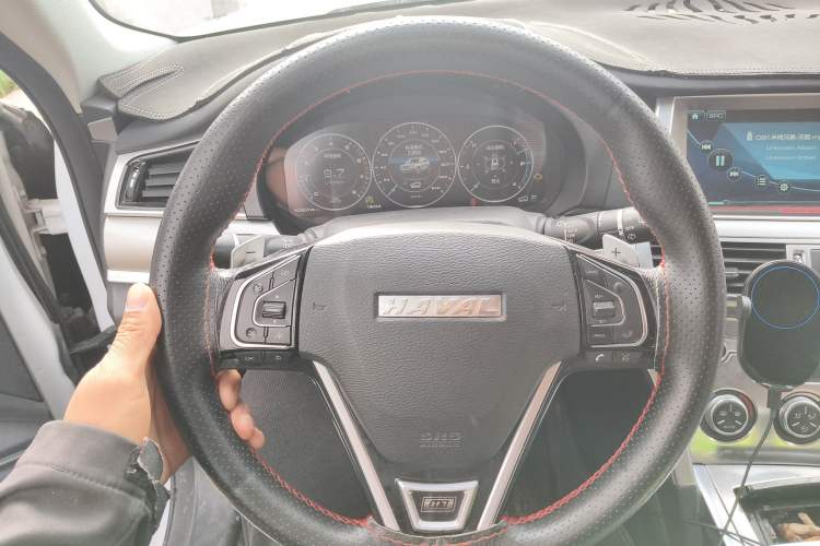 Used Haval H7 2017 Red-Label H7 2.0T Automatic Prestige Model
