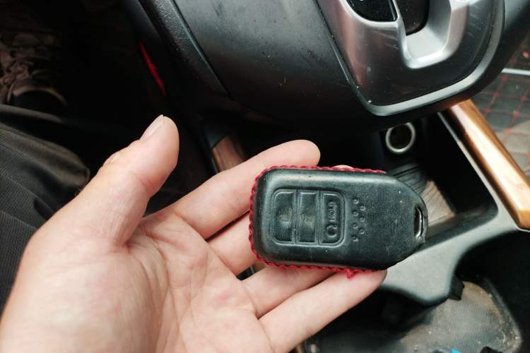 Used Honda CR-V 2017 240TURBO CVT Front-Wheel Drive Fashion Edition Vehicle Key