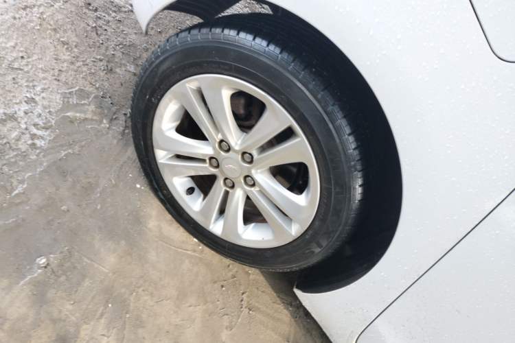 Used Chevrolet Cruze 2016 1.5L Automatic Stylish Sunroof Version
