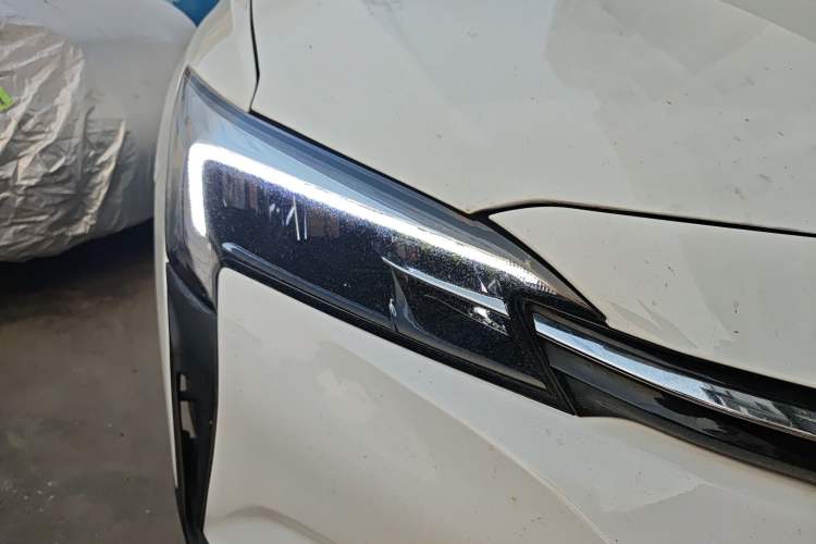 Used Buick Velite 6 2022 Connected & Shared PLUS Right Front Headlight