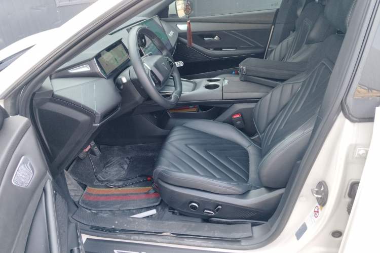 Used Deepal SL03 2023 200Max Range-Extended Version
