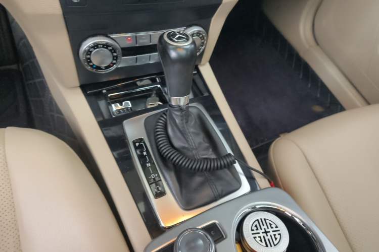 Used Mercedes-Benz GLK-Class 2012 GLK 300 4MATIC Fashion Model
