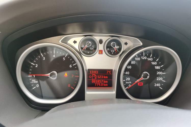 Used Ford Focus 2013 Sedan Classic 1.8L Manual Base Model