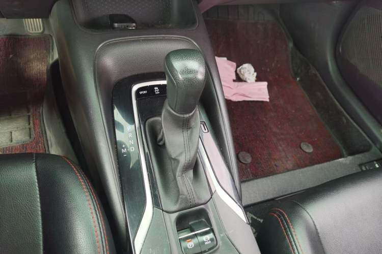 Used Toyota Levin 2019 185T CVT Luxury Edition China VI Standard Gear Lever