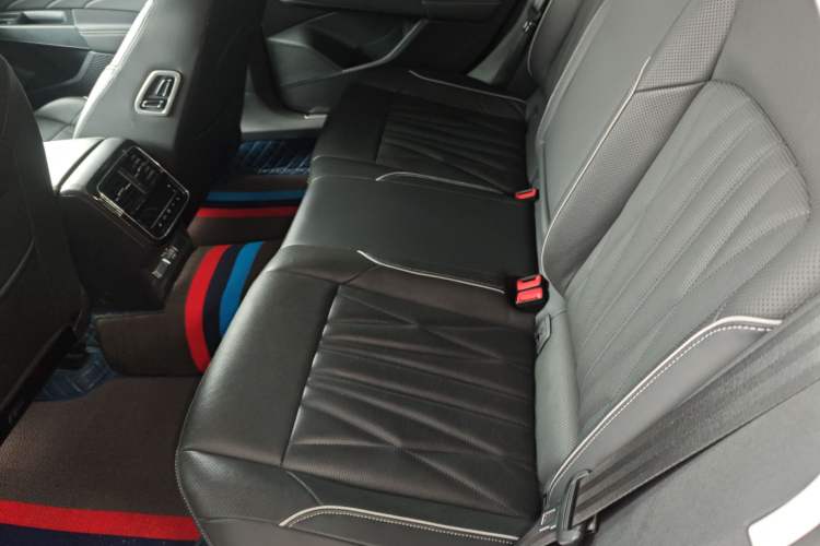 Used Volkswagen Passat 2022 330TSI Starry Luxury Edition