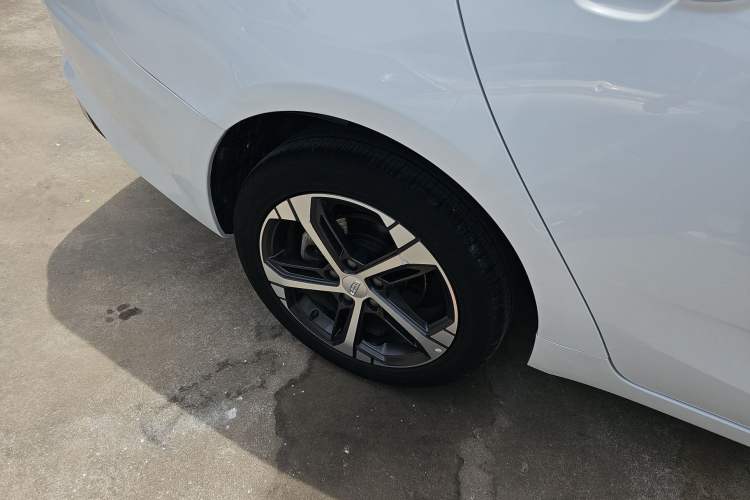 Used Geely Auto Emgrand L 2022 1.4T CVT Flagship Edition
