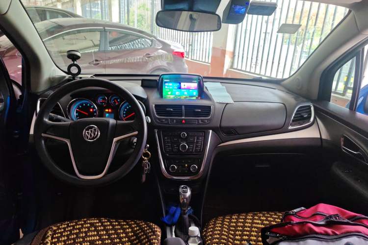 Used Buick Encore 2015 1.4T Automatic Two-Wheel Drive Urban Elite Version
