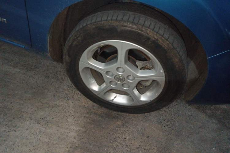 Used Venucia Leaf 2014 Lingfeng Edition 6.6 KW
