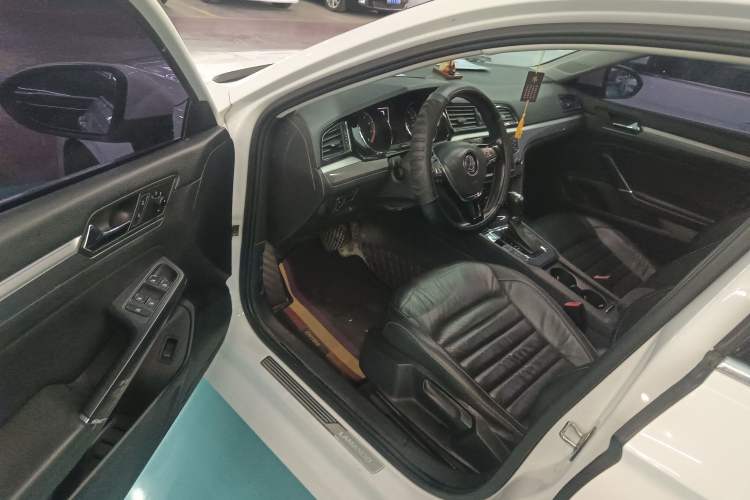 Used Volkswagen Lamando 2018 280TSI DSG Comfort Edition