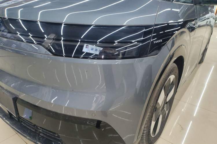 Used Zeekr MIX 2025 Intelligent Driving Version
