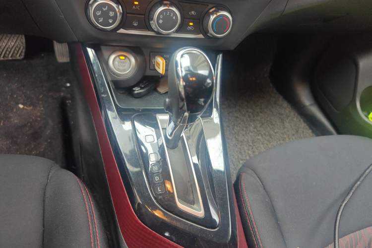 Used Nissan Lannia 2016 1.6L CVT Smart Cool Edition
