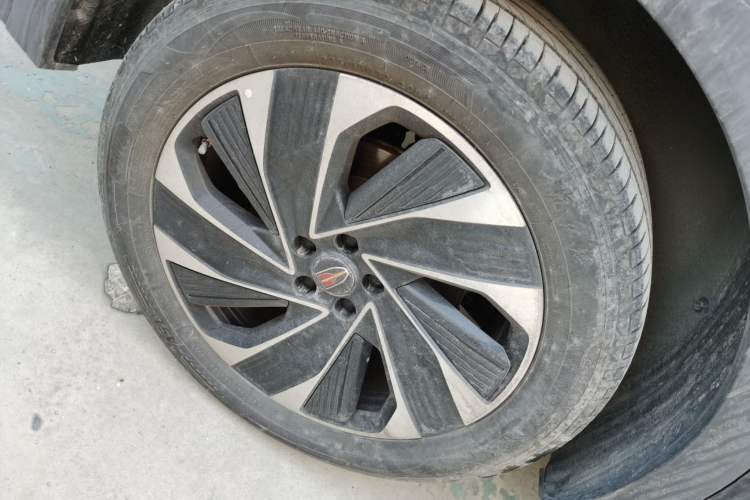 Used Hongqi HS7 PHEV 2024 2.0T PHEV Four-Wheel Drive Flagship Edition 6 Seats