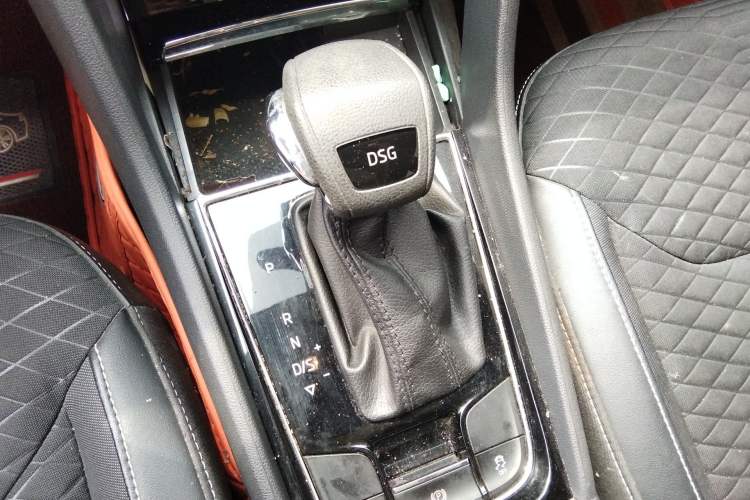 Used Skoda Kodiaq 2017 TSI330 5-Seat Two-Wheel Drive Luxury Edition Gear Lever