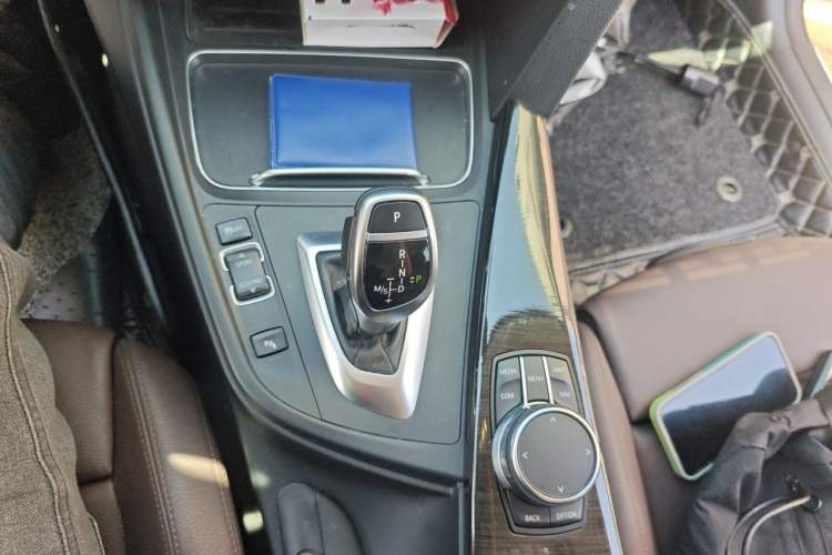 Used BMW 3 Series 2018 320Li Leading Luxury Package

