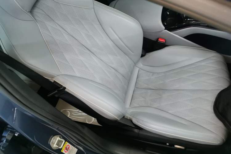 Used BYD Seal 2022 550 km Standard Range Rear-Wheel Drive Prestige Version