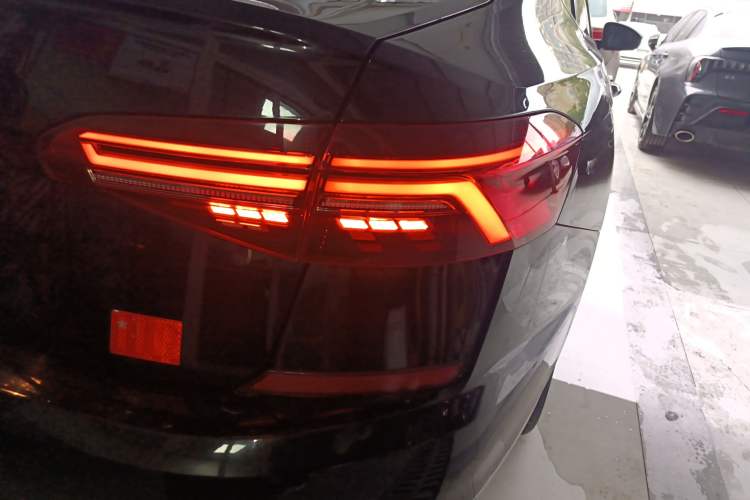 Used Volkswagen Passat 2021 330TSI Elite Edition Right Rear Taillight