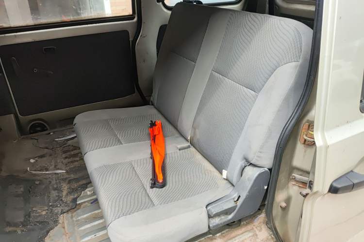 Used Wuling Zhiguang 2015 1.2L S Practical Model LSI