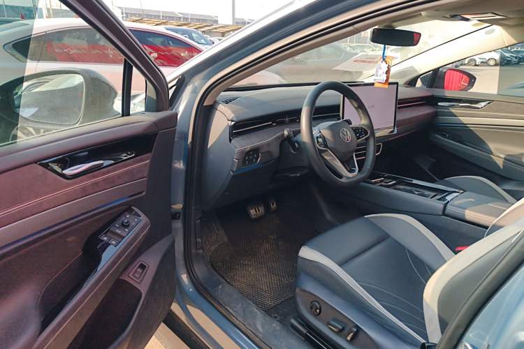 Used Volkswagen ID.7 VIZZION 2024 First Edition