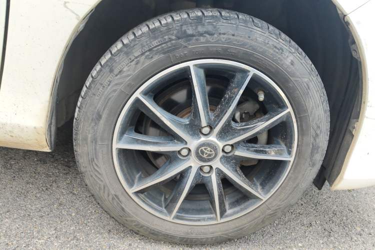 Used Toyota YARiS L Zhi Xiang 2017 1.5E CVT Dynamic Edition Right Front Wheel Hub