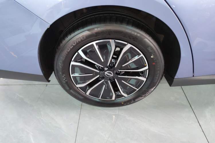 Used Nissan N6 2026 Model 180 Max Right Rear Wheel Hub