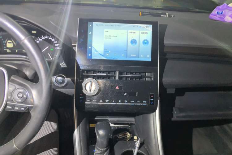 Used Toyota Avalon 2022 2.0L Luxury Edition
