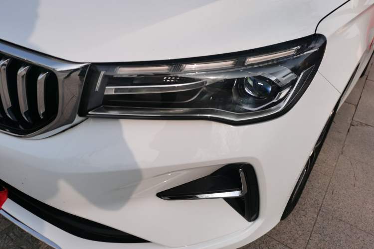 Used Geely Auto Emgrand 2026 Model 4th Generation 4 Millionth Anniversary Edition 1.5L CVT Feiyue Edition
