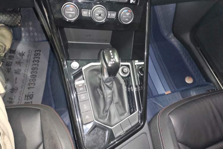 Used Volkswagen Tayron 2019 330TSI Two-Wheel-Drive Luxury Version China V Emission Standard
