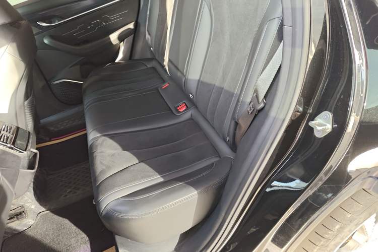 Used Geely Auto Monjaro L 2024 2.0TD High-Power Automatic Two-Wheel Drive Skyline Edition