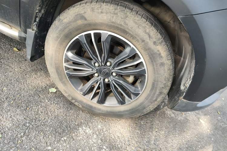 Used Geely Auto Vision X6 2016 1.8L Manual Luxury Model Right Front Wheel Hub