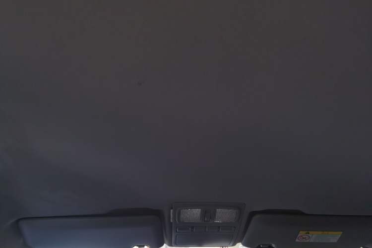 Used Lifan Auto X60 2012 Discovery Edition 1.8L Manual Comfort Model
