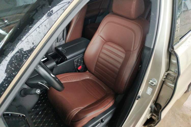 Used Honda UR-V 2017 370TURBO Four-Wheel Drive Prestige Edition China V Left Front Seat