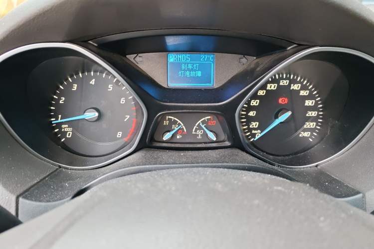 Used Ford Focus 2012 Sedan 1.6L Automatic Fashion Edition