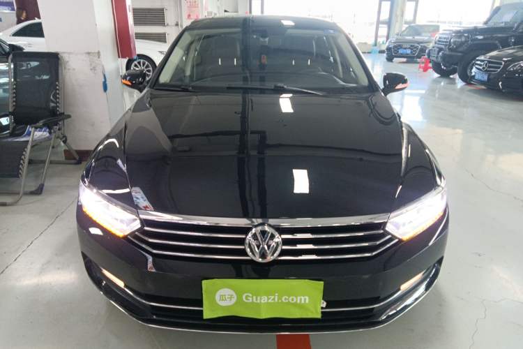 Used Volkswagen Magotan 2019 330TSI DSG Luxury Model China V Standard
