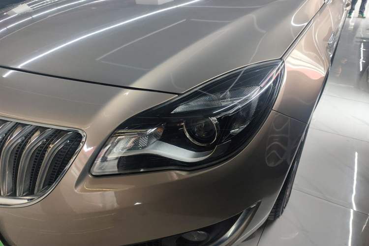 Used Buick Regal 2015 2.0L Leading Fashion Edition