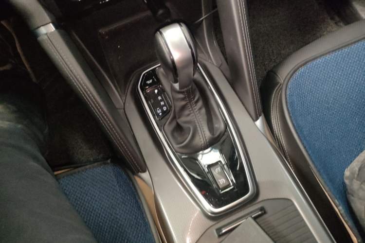 Used Renault Koleos 2017 2.0L Two-Wheel Drive Luxury Edition