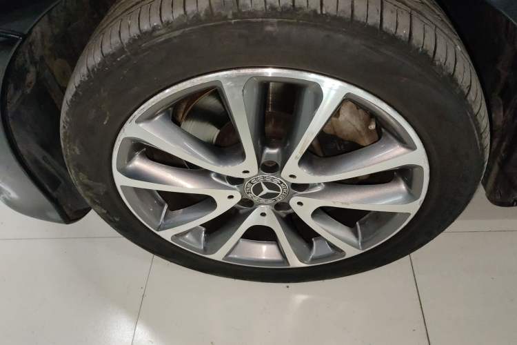 Used Mercedes-Benz E-Class 2019 E 200 L
