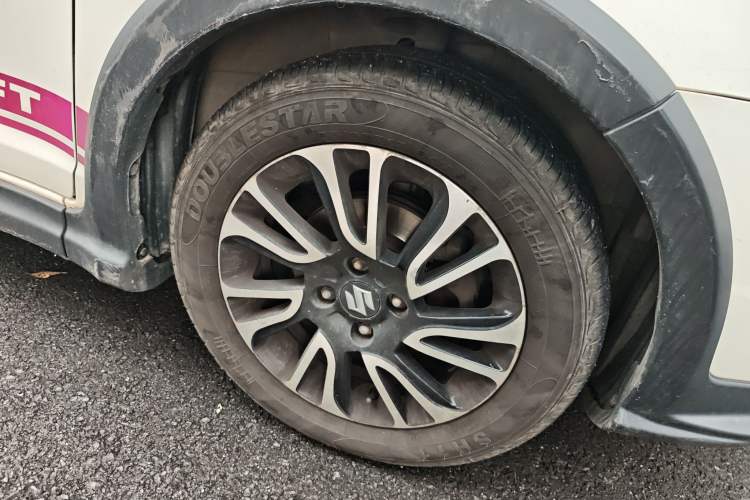 Used Suzuki Swift 2016 1.5L Automatic Fashionable Coolplay Edition
