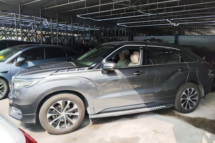 Used Honda Avancier 2017 240TURBO Two-Wheel Drive Premium Edition
