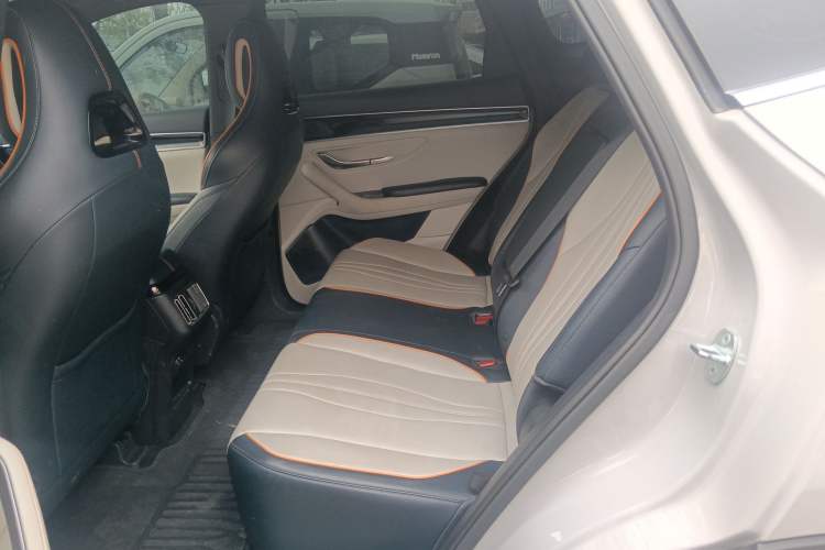 Used BYD Song PLUS New Energy 2024 HONOR Edition DM-i 71km Luxury Model Left Rear Seat