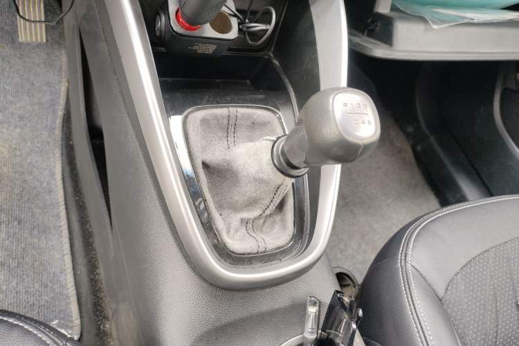 Used Baojun 510 2017 1.5L Manual Fashion Model