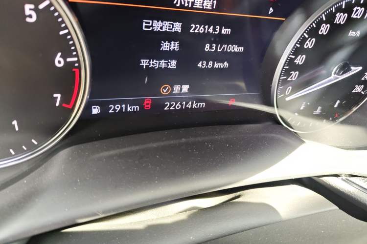 Used Buick Envision 2022 Encore S 552T Two-Wheel-Drive Luxury Model Odometer Close Up