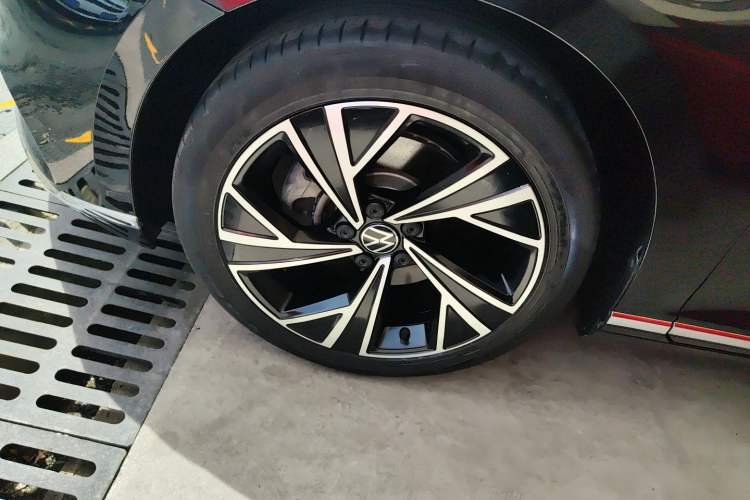 Used Volkswagen Magotan 2020 330TSI DSG Luxury Edition
