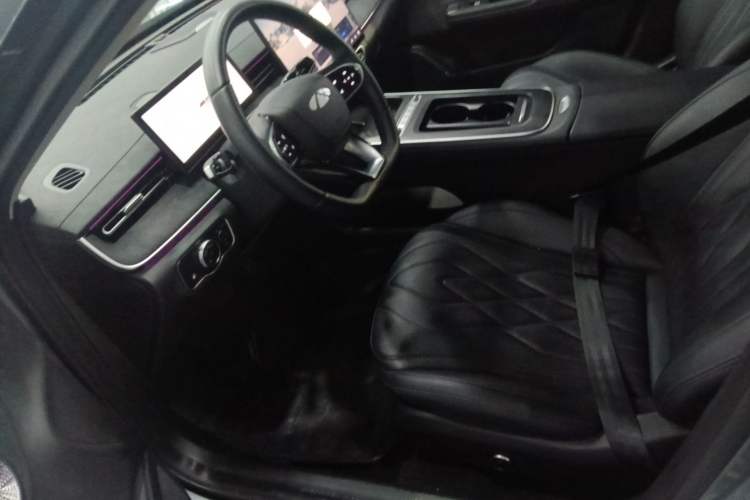 Used Chery Fengyun A8L 2025 1.5 TGDI 145 km Luxury Version