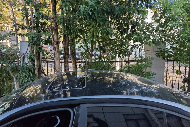 Used Roewe i5 2019 1.5L Automatic 4G Connected Langyue Edition
