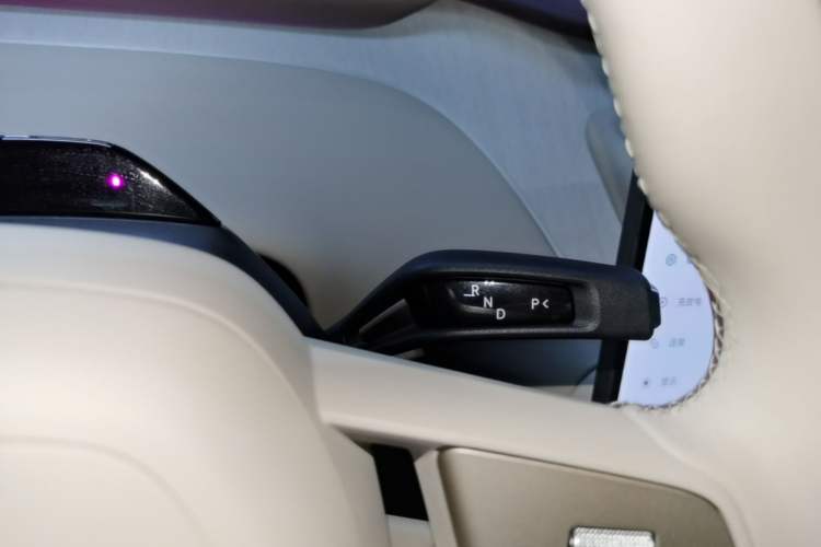 Used Xiaomi Auto YU7 2025 Ultra-Long Range Rear-Wheel Drive Version
